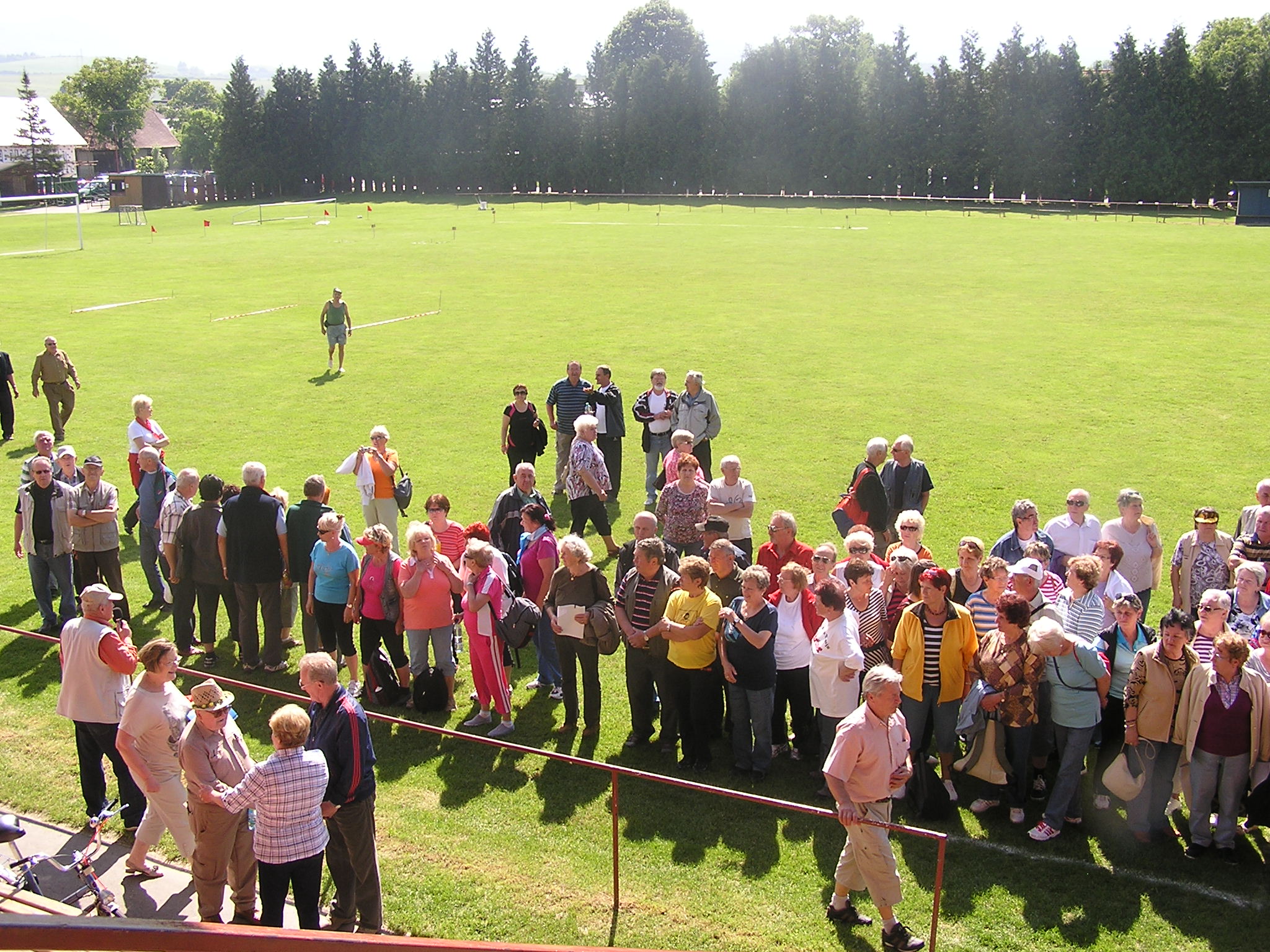 Okresné šport. hry seniorov, 8.6.2013, Dražkovce 009