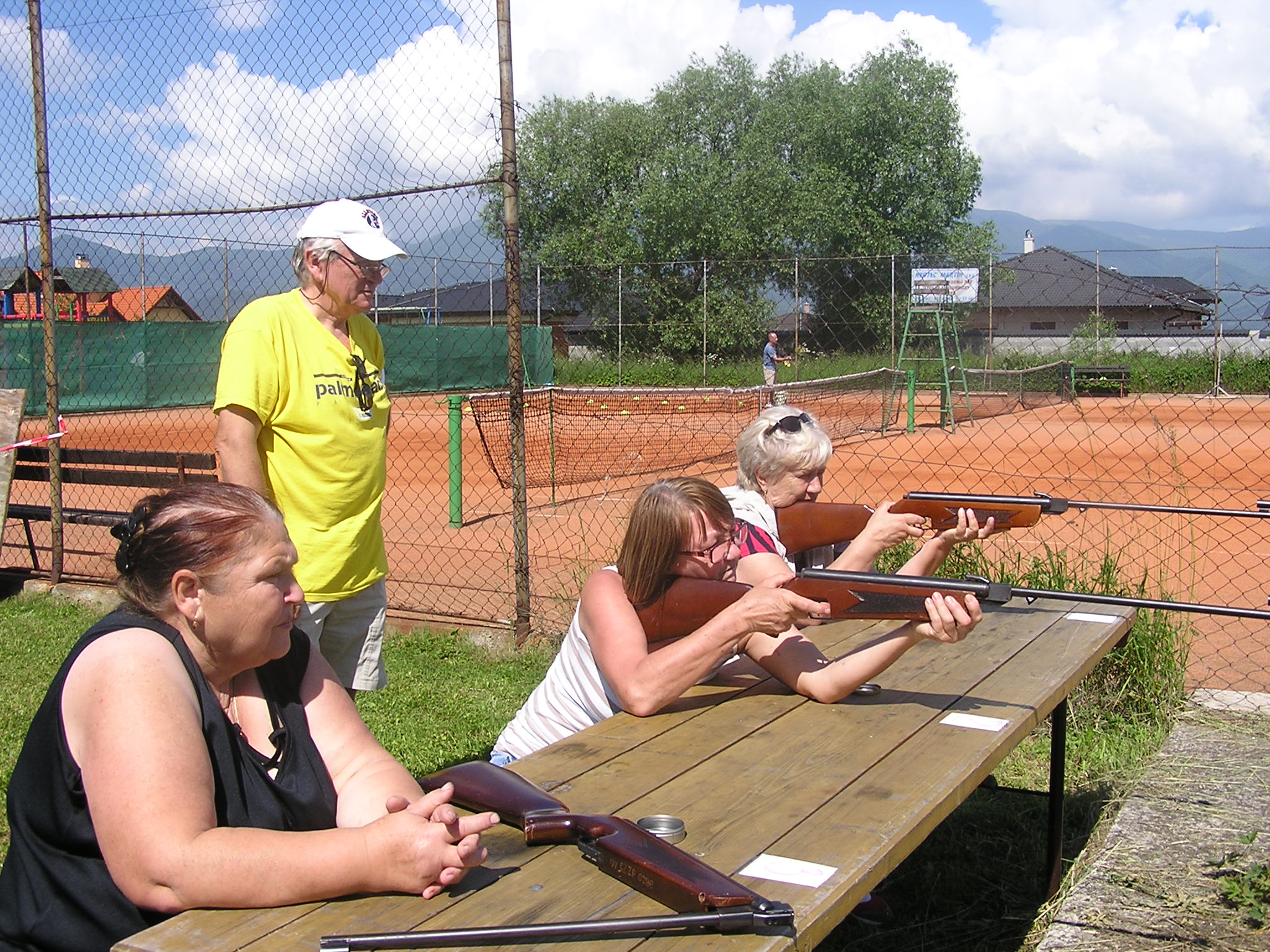Okresné šport. hry seniorov, 8.6.2013, Dražkovce 017