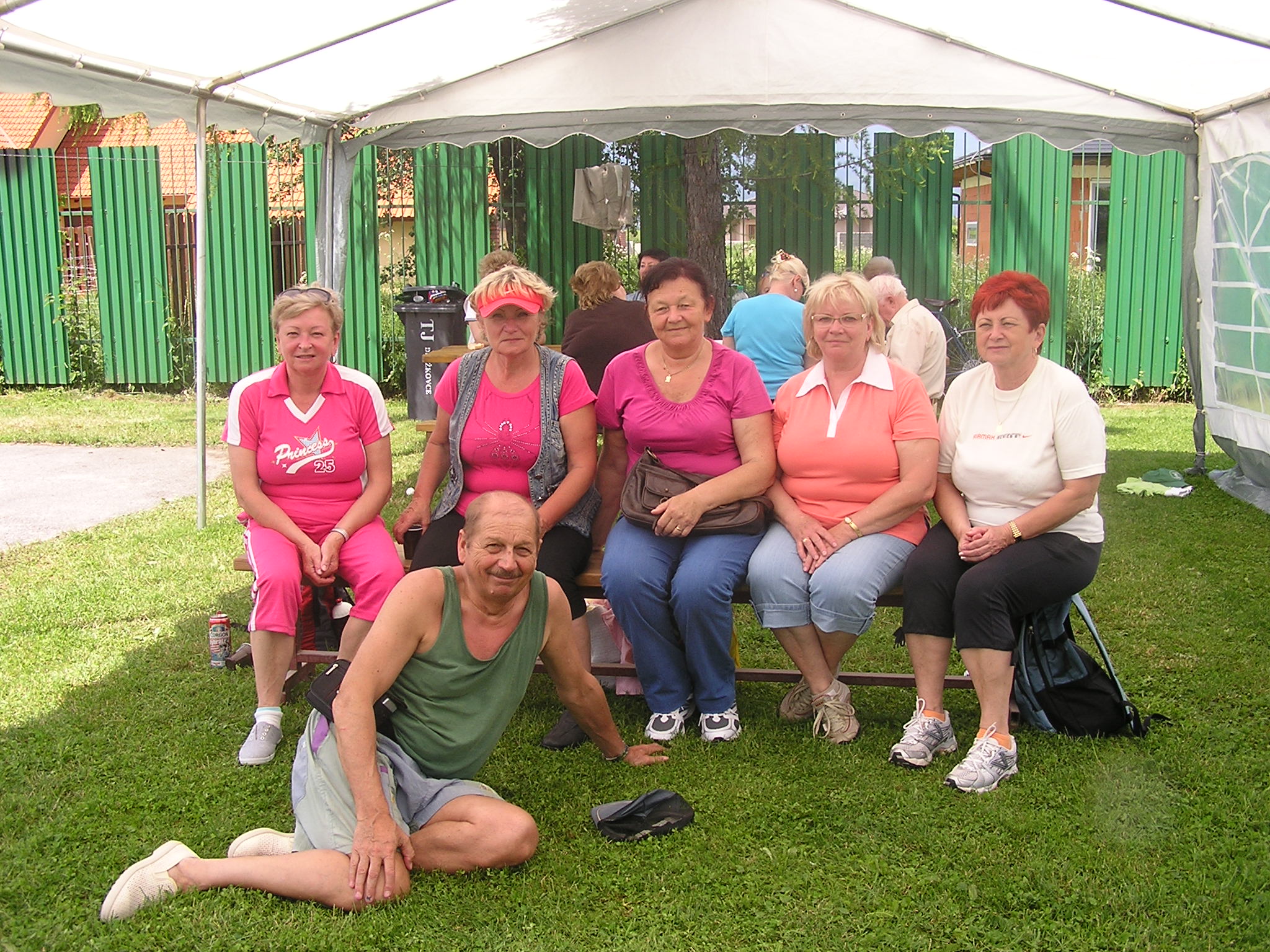 Okresné šport. hry seniorov, 8.6.2013, Dražkovce 025